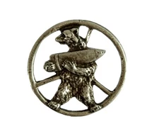 Polish Army in Exile WW2 Monte Cassin 22d Artillery Supply Coy Wojtek Bear badge