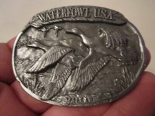 VINTAGE WATERFOWL USA BELT BUCKLE - MALLARDS GREENHEAD - HEAVY BUCKLE - GW7