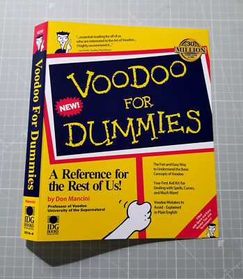 Bride of Chucky Child&rsquo;s Play Voodoo For Dummies Cover Chucky Doll 