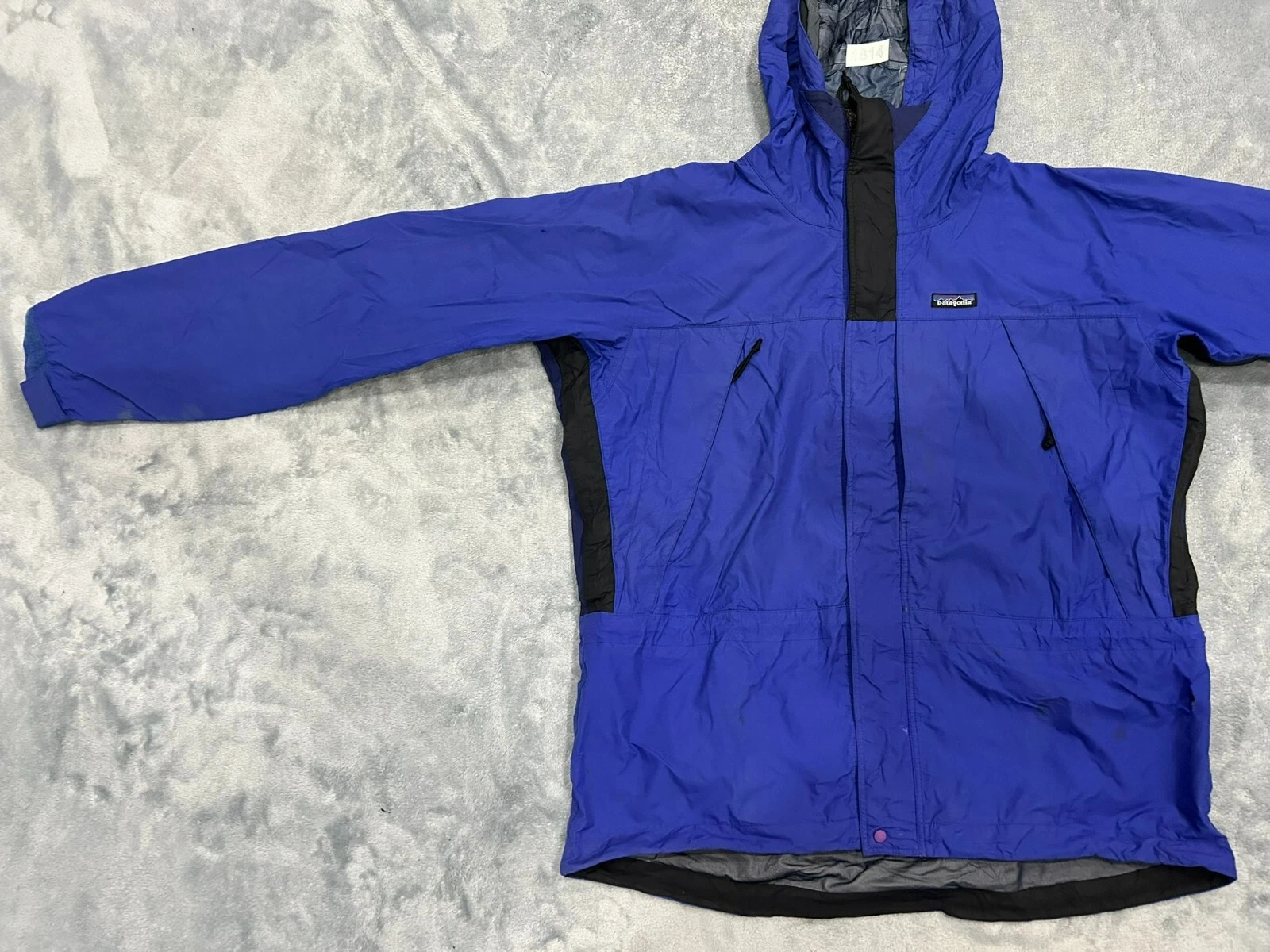 patagonia vintage triolet waterproof hooded full zip jacket