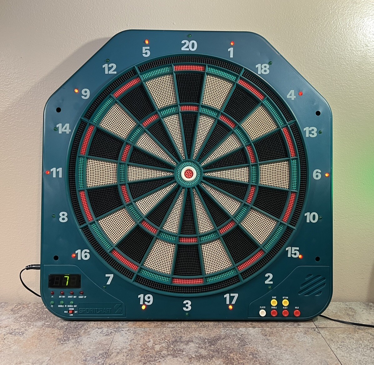 Vintage Sportcraft Electronic Dartboard For 2 Players With