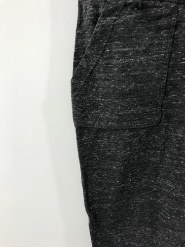 Nike Sportswear Girl's Size S Charcoal Heather Gym Vintage Knit Capris $40 NWT - Picture 4 of 6