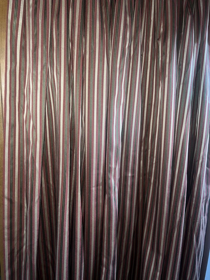 CLÁSICAS CORTINAS PLISADAS PERSONALIZADAS KRAVET ~ ÓXIDO, VERDE Y DORADO 85” DE LARGO Foto 3 de 4