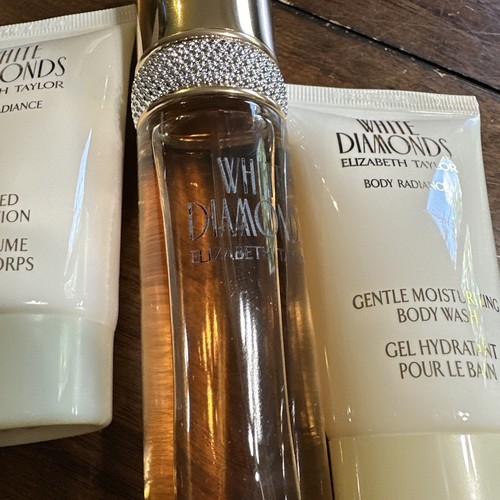 ELIZABETH TAYLOR WHITE DIAMONDS 3 PIECE GIFT SET LOTION PERFUME BODY Wash - Picture 5 of 7