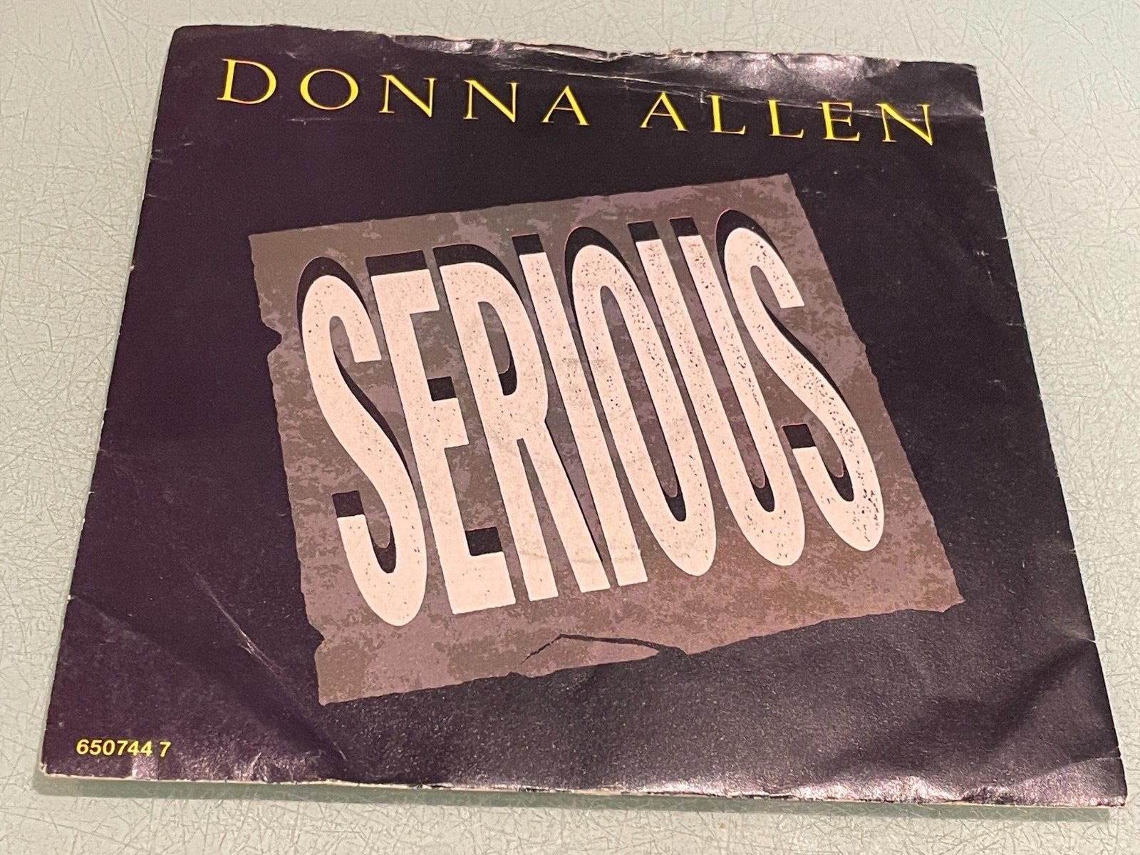 Donna Allen - Serious - Bad Love - Vinyl Record 7"" Single - 1987 CBS 650744 7