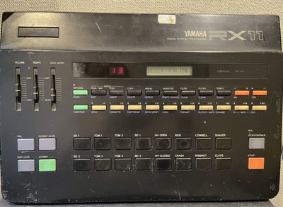 y YAMAHA RX-11 ヤマハ　デジタルリズムプログラマー Yamaha RX11 Digital Rhythm Programmer Drum Machine RX 11 Vintage