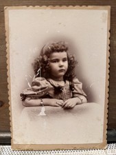 Cabinet Card - Girl by Unknown Photographer in USA