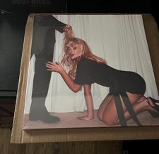 Sabrina Carpenter  Man's Best Friend  Signed Vinyl LP In Hand 