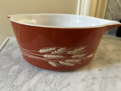 PYREX 475-B Autumn Harvest Wheat Rust Casserole Dish