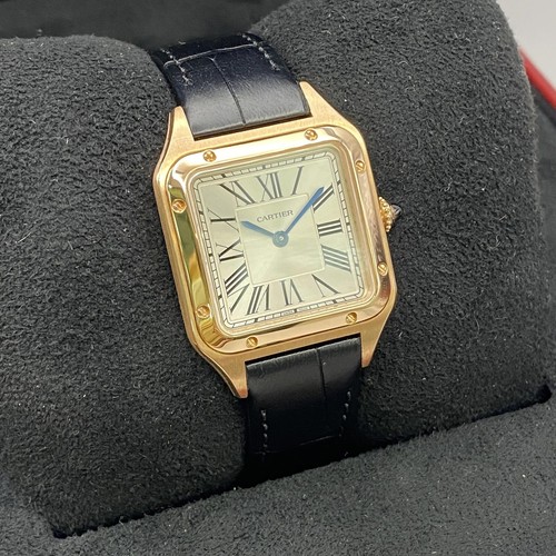 Montre pour femme à quartz or rose 18 carats cadran argent Cartier Santos Dumont WGSA0022 - Photo 2 sur 7