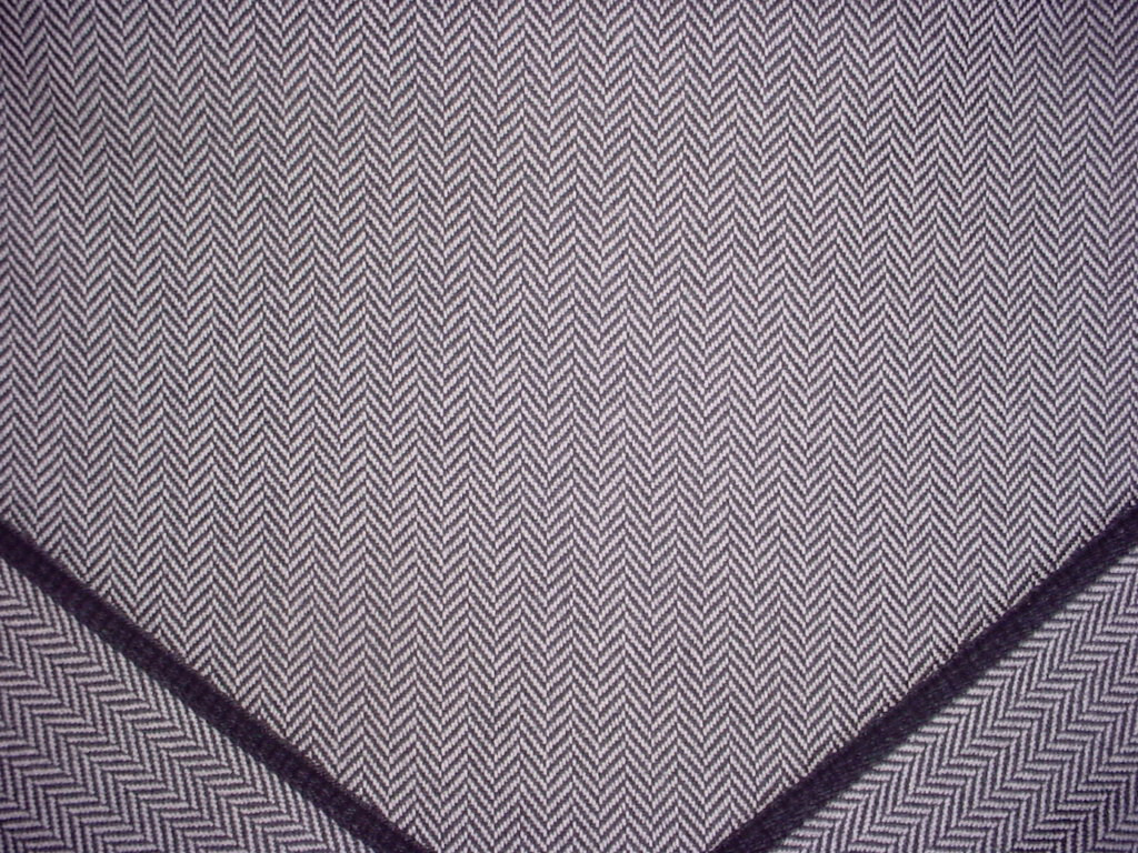 Picture 3 of 4
