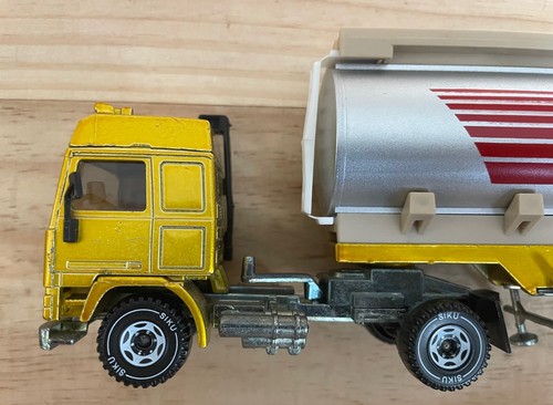 SIKU 3416. VOLVO F7 TANKER - Picture 6 of 20