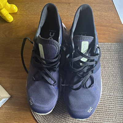 On Cloud X 3 Sportschuhe Sneaker Blau Low Top Schnürung US 8 Weite G
