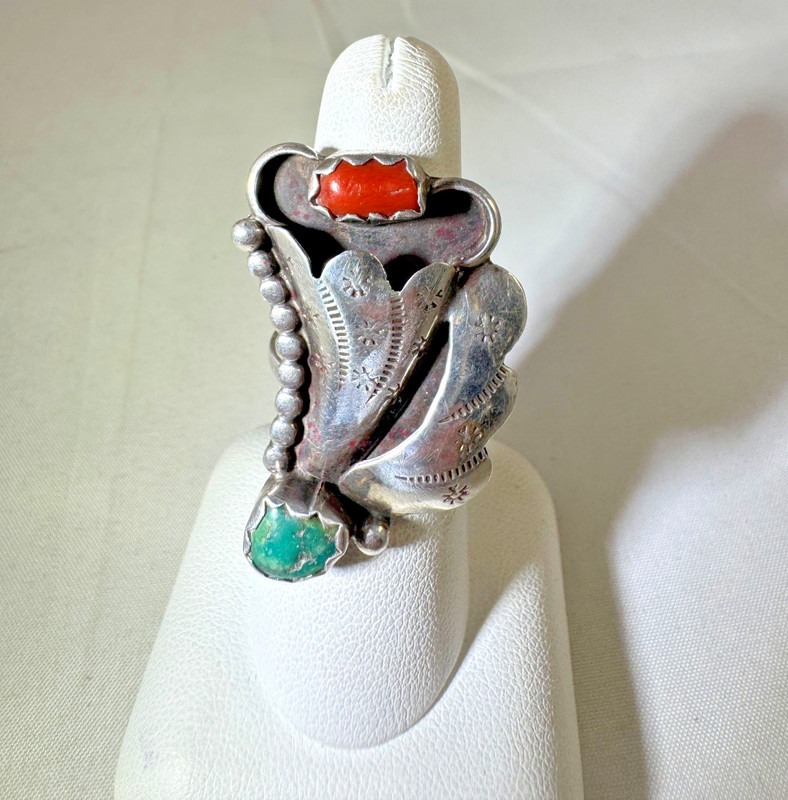 Vintage Lee Thompson sterling silver coral and Turquoise ring, size 7