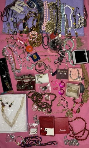 Costume Jewelry Lot Vintage Damascene Necklace Set Baccarat Pendant UV Glow