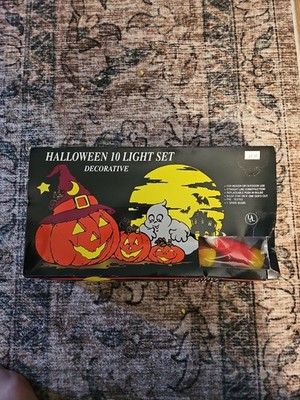 Vintage Candy Corn Halloween Light Set In Original Box.