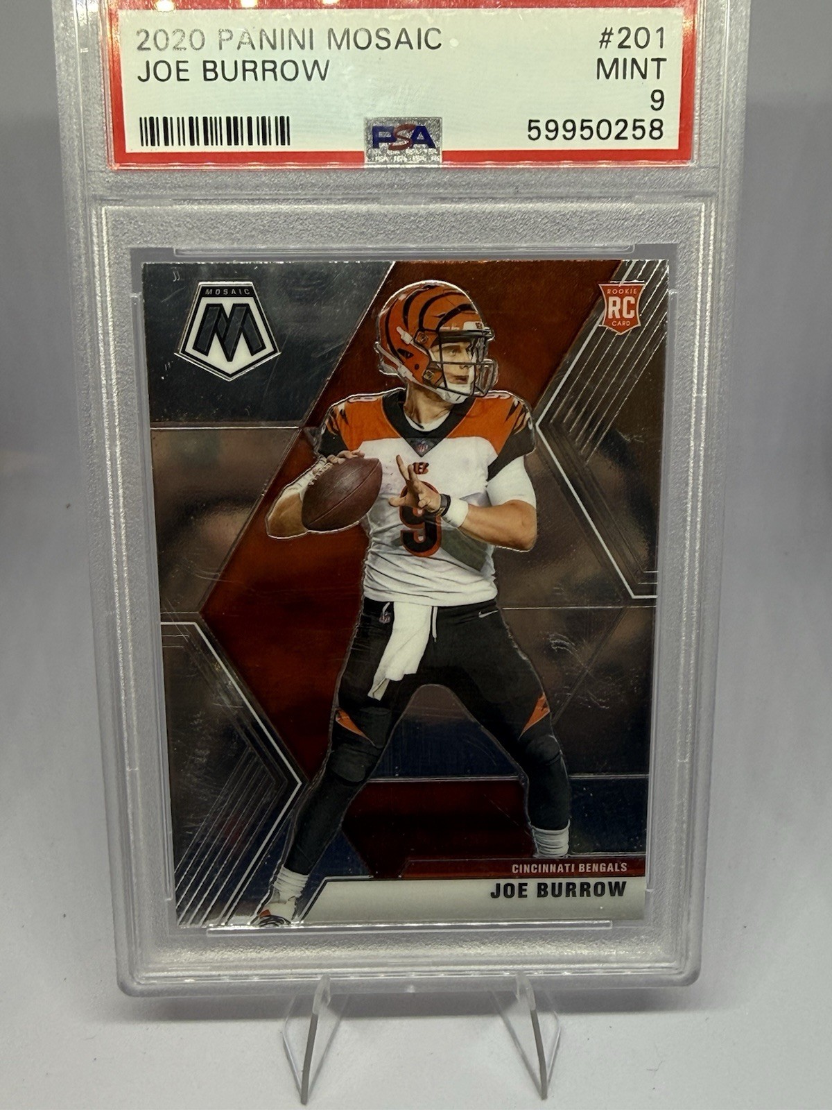 2020 PANINI MOSAIC #201 JOE BURROW ROOKIE RC -- PSA 9