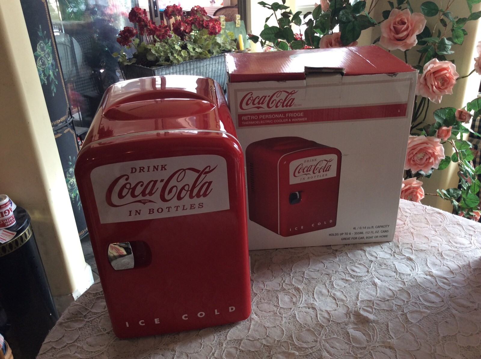 Refrigerator Red Kwc-4 Cooler Coke