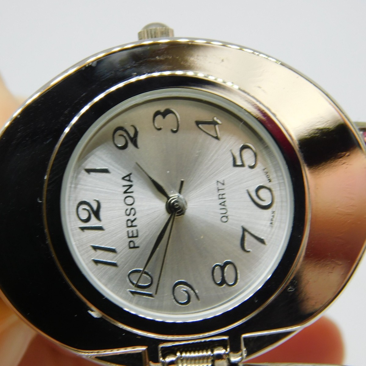 Persona Gold Quartz Cuff Watch 2\