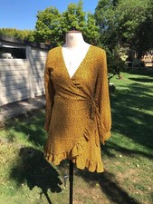 SIZE SMALL MUSTARD BLACK DOTS TIE WAIST WRAP MINI DRESS FRILLED IVIVI ADJUSTBLE