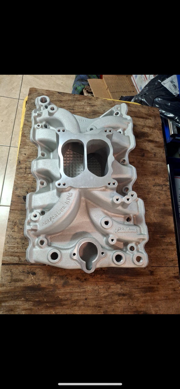 Edelbrock Performer RPM Intake Manifold for Oldsmobile V8 330-403 Engines  