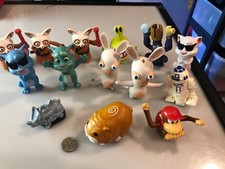 Assorted Toy Lot all Wind up or move 14 total PCS.
