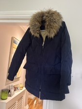 Gant Puffer Jacket Woman In Size Small, Fur Collar.