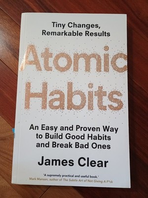 Atomic Habits by James Clear Build Good Habits Brand New Paperback Free Shipping