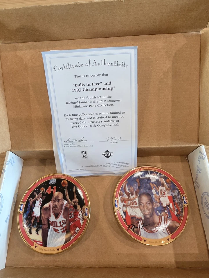 Juego de 8 placas de coleccionista Michael Jordan Bradford Exchange certificado de autenticidad de cubierta superior Foto 4 de 4