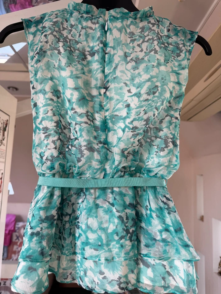 Nuevo con etiquetas Vestido túnica de seda Liu Jo para niñas - Talla 4Y (104 cm)- Diseñador italiano de lujo Foto 2 de 4