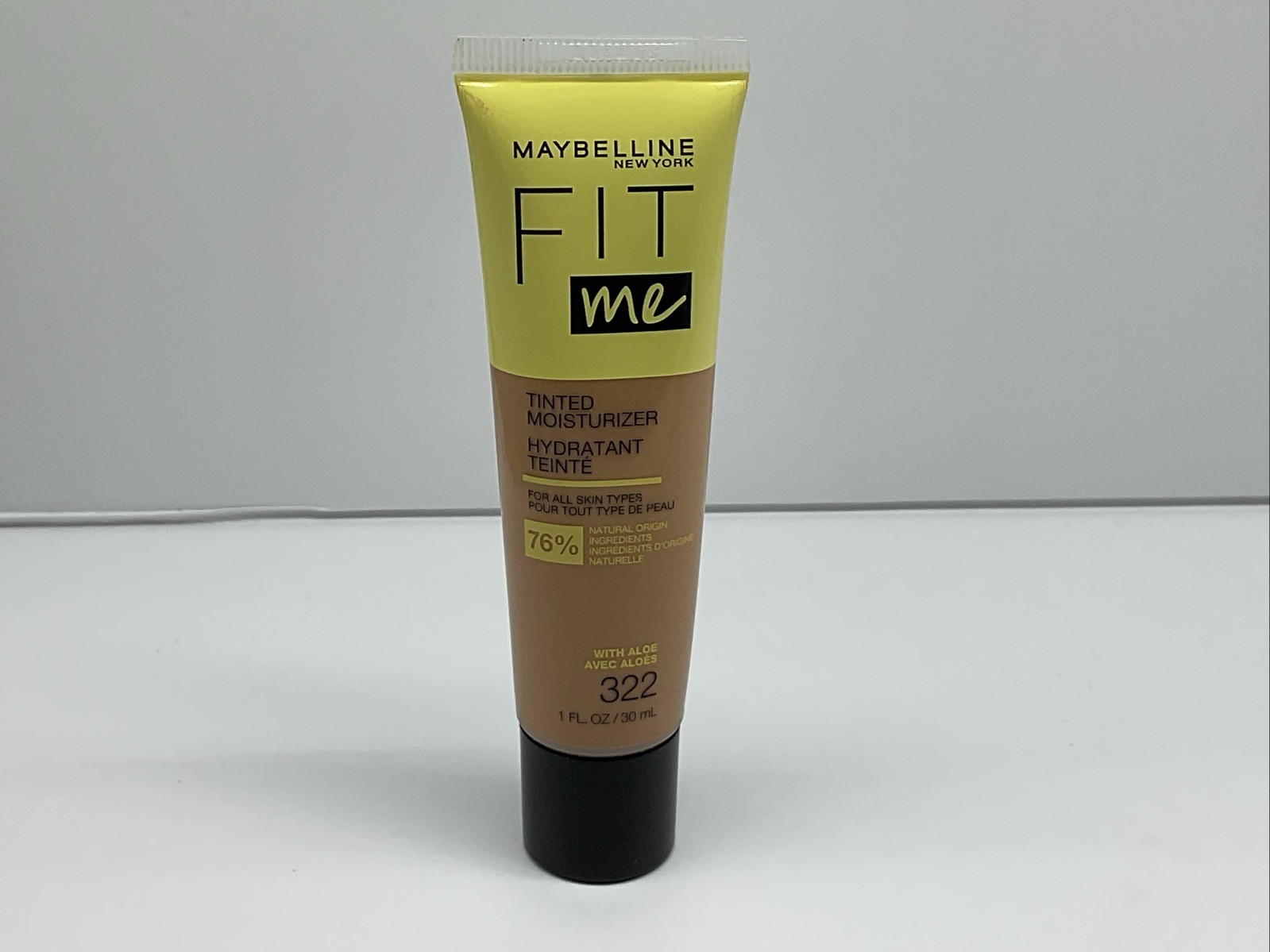 Maybelline Fit Me Tinted Moisturizer with Aloe in Shade 322