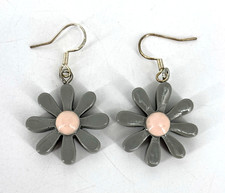 Gray Pink Flower Dangle Earrings Daisy Boho Hippie Retro NEW