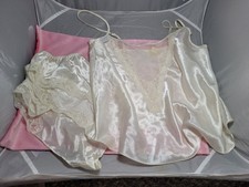 VTG large SATIN SHINY Cream LAME LACE DELICATES PANTIES CAMI SET LINGERIE Bridal