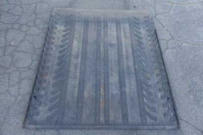 #ad 2002 2013 OEM GM Chevy Avalanche Truck Bed Rubber Mat Rear Cargo Liner W7983 $120.00