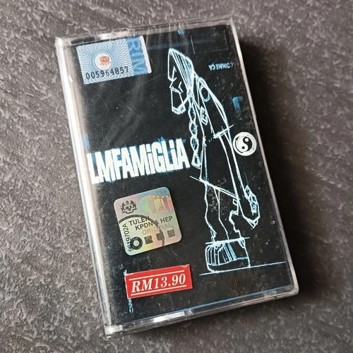 B- LMF 大懒堂 = LMFAMiGLiA = 马来西亚版 磁带 未拆 2001 Malaysia Cassette Sealed