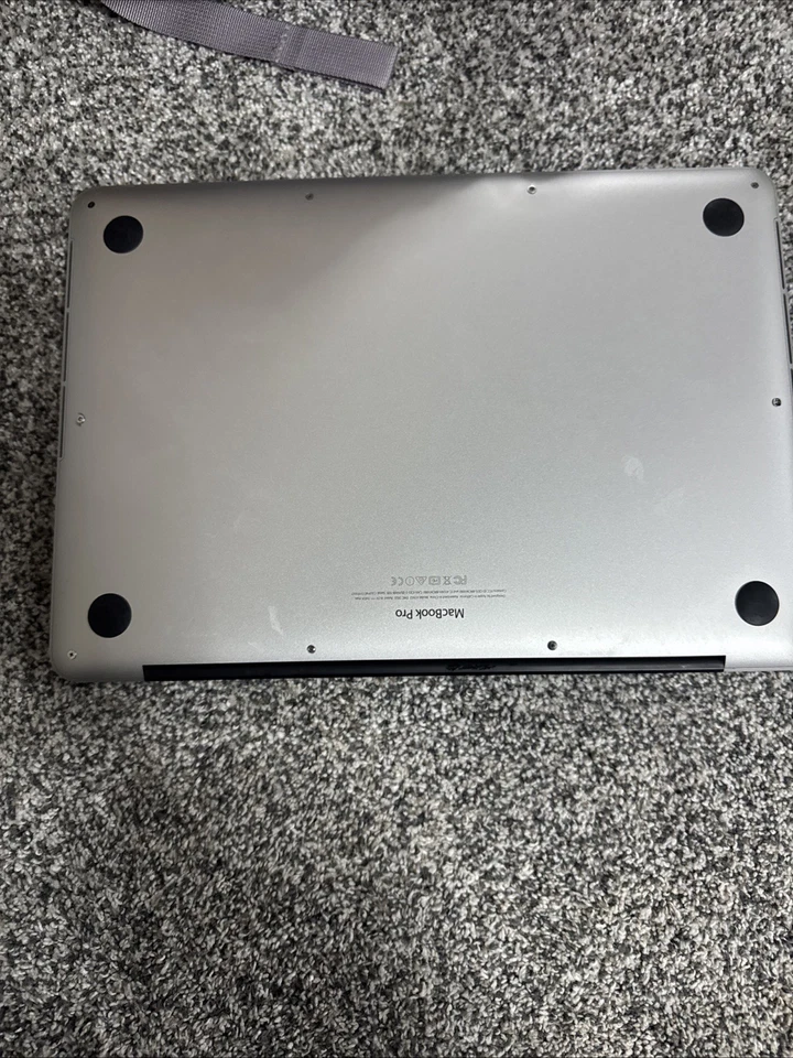 Apple A1502 MacBook Pro 8GB DDR3 - 256GB Yosemite Works Great! - Image 3 of 4