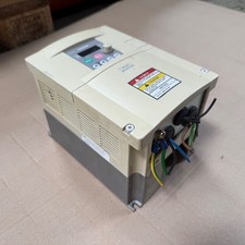 1x TOSHIBA TRANSISTOR INVERTER VFS7-2007PY-EU