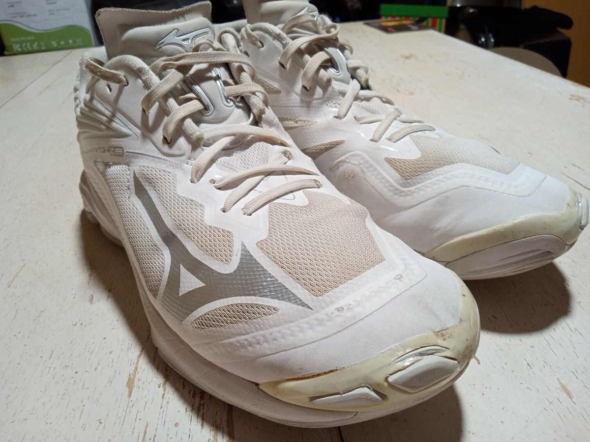 Mizuno Wave Lightning Z6 Size 10 Volleyball Athletic Sneakers