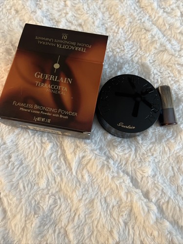 NIB Guerlain Terracotta Mineral Flawless Bronzing Powder 01 Light .1 oz - Picture 9 of 10