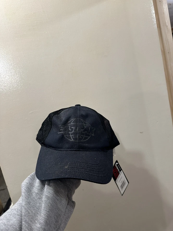 EASTPAK MONITOR SINGLE GRAVITY STRAP BACK CAP