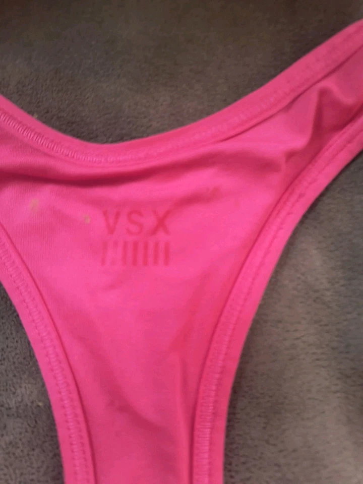 Sujetador deportivo Victoria's Secret espalda cruzada rosa intenso VSX talla pequeña bajo impacto Foto 4 de 4