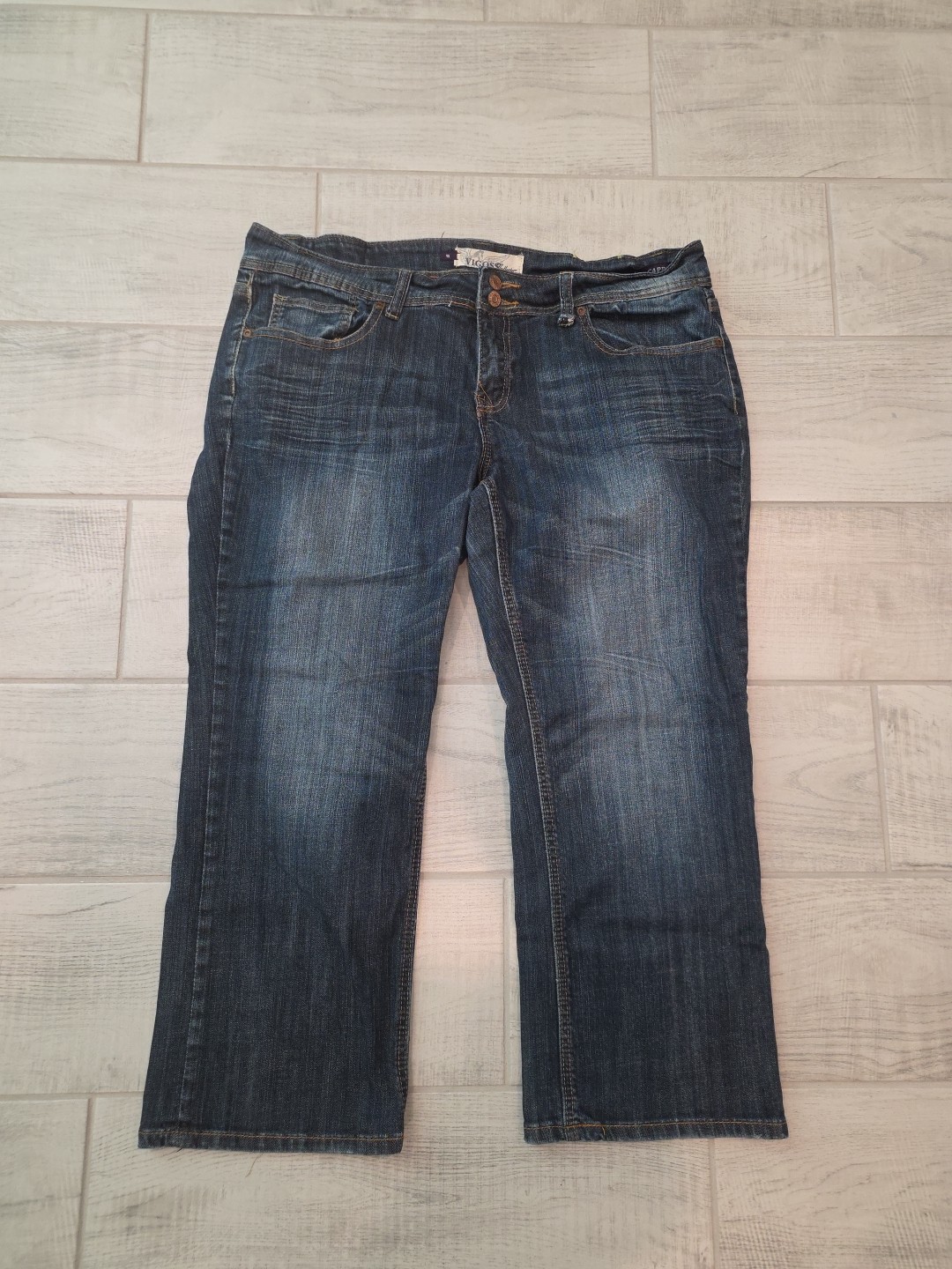 Vigoss Collection Women's Size 18 Capri Stretch Jeans