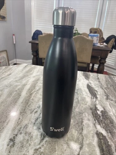 Swell 25oz Stainless Steel Insulated Water Bottle Keeps Drinks Hot or Cold