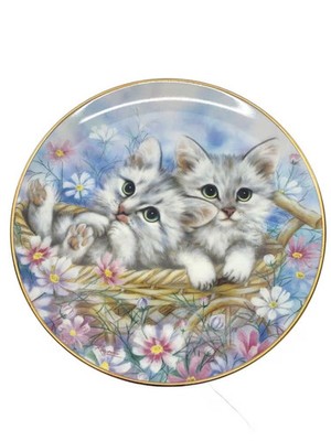 WEDGWOOD Plate Decorative Plate Cat ready to roll by kayomi