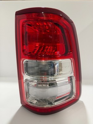 2019-2024 RAM 1500 Tail Light  NON LED NON BLIS PASSENGER RH RIGHT LIKE NEW!