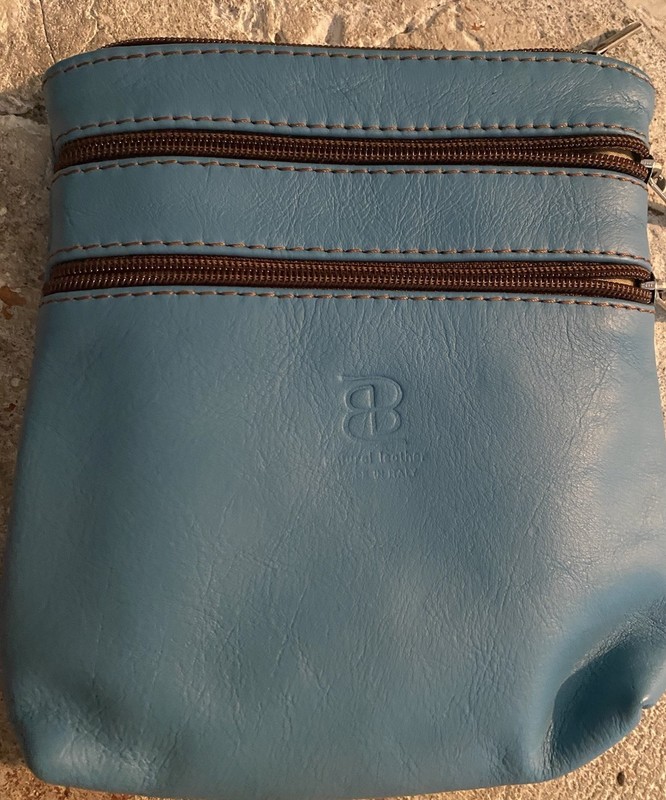 Vera Pelle bag crafted from real leather and made in Italy
