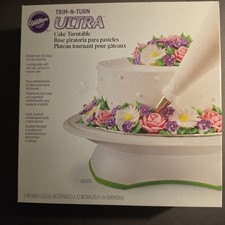 Wilton Trim-N-Turn Ultra Cake Decorating Turntable Cake Stand New Open Box