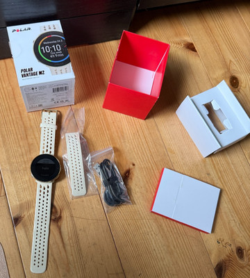 Polar Vantage M2 Multisportuhr   Champagner  | inkl. OVP & Zubehör