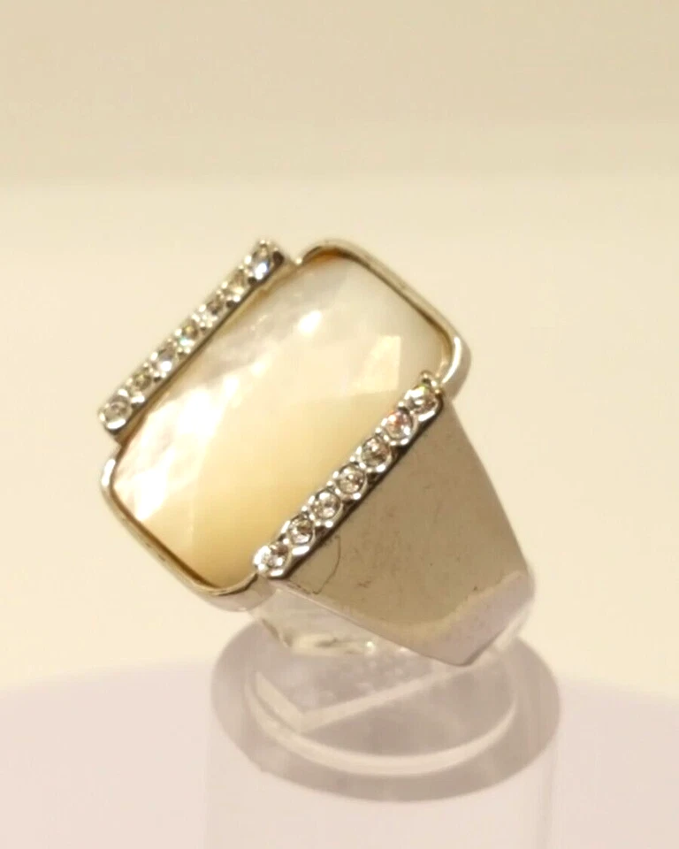 Gorgeous Sparkling Real Mother of Pearl Cocktail Ring Size O~O1/2 #21908 - Image 2 of 4