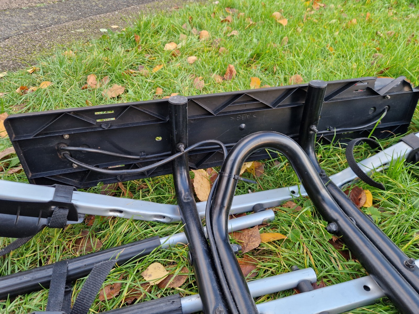 thule 9403 bike rack